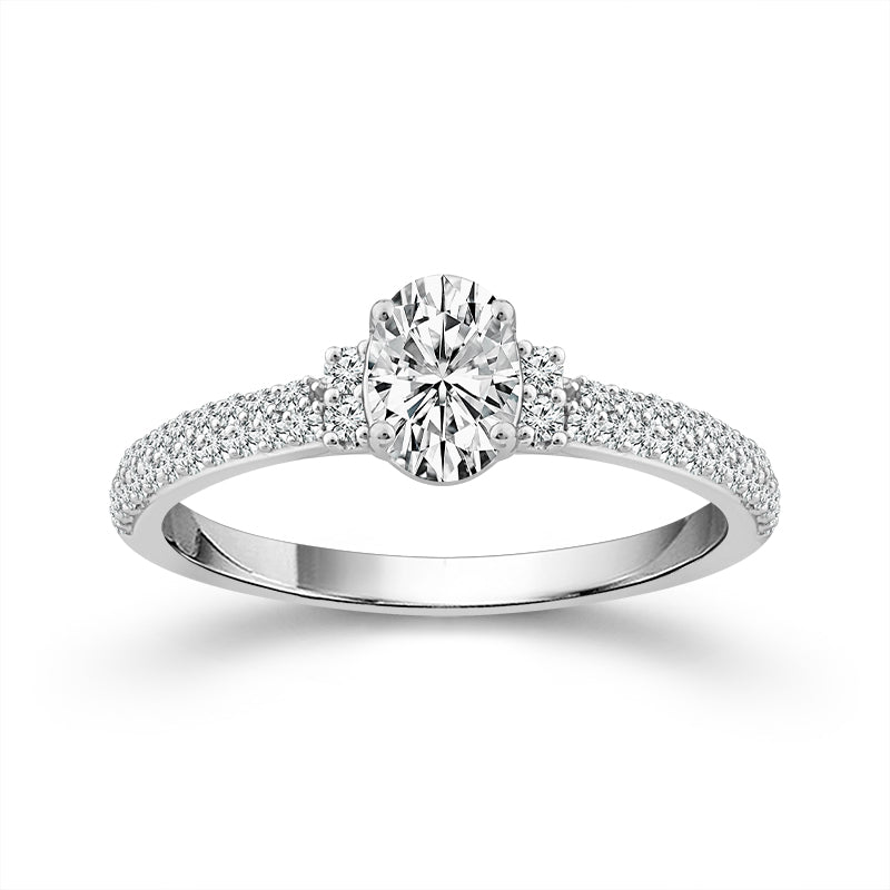 Diamond Engagement Ring 0.77 ct tw Oval round 14k White Gold